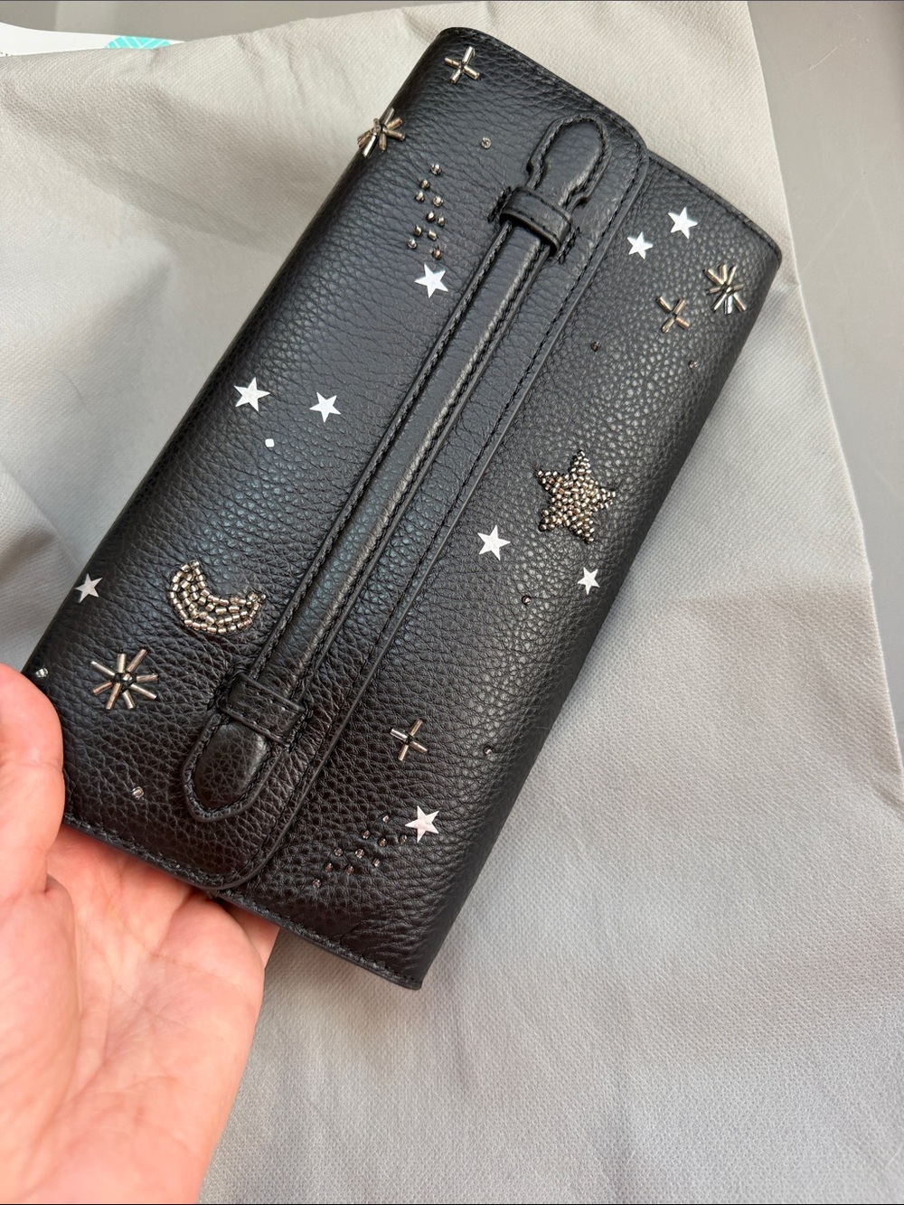 Vera Bradley Black Star-Embellished Leather Wallet Clutch NWOT - Picture 7 of 7